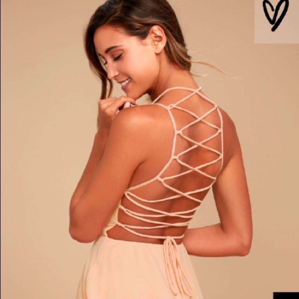 Lulu’s Blush tie back dress medium